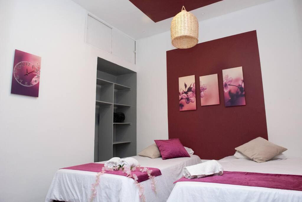 Pleasant House 20 People In Laureles Apartamento *
